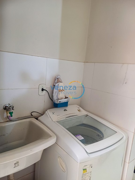 Casa Residencial para venda no bairro Columbia de Londrina - Foto 15