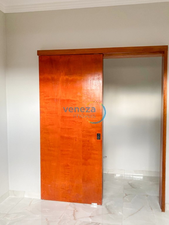 Casa Residencial para venda no bairro Vila Romana de Londrina - Foto 8