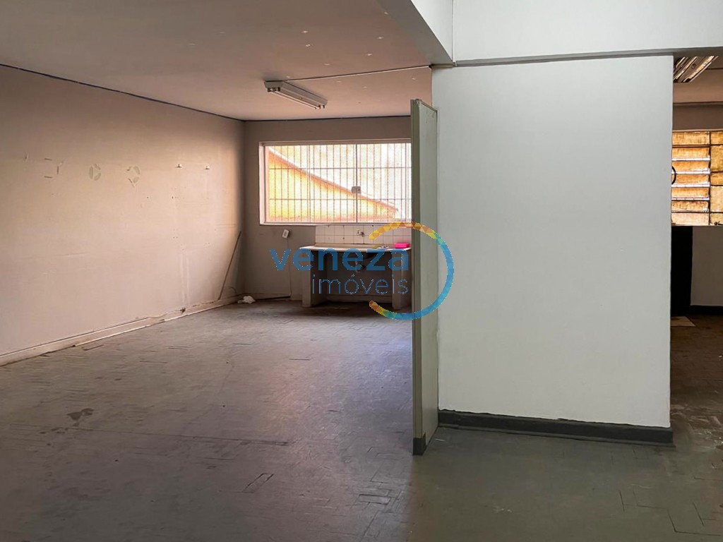 Salão-loja para locação no bairro Centro de Londrina com 874m<sup>2</sup> útil