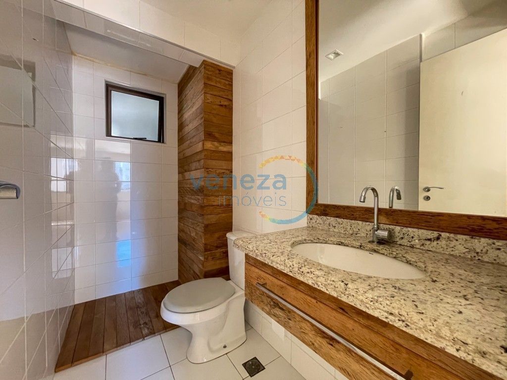 Apartamento para locação no bairro Centro de Londrina com 105.87m<sup>2</sup> útil, 3 quartos, 2 vagas de garagem