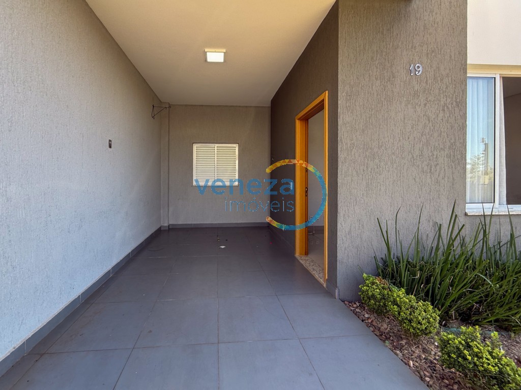 Casa Residencial para locação no bairro Industrial de Londrina com 96m<sup>2</sup> útil, 3 quartos, 1 vaga de garagem