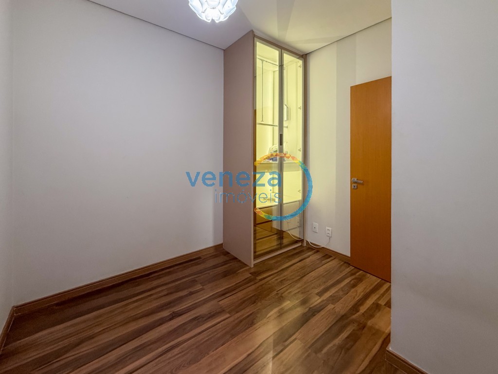 Casa Residencial para locação no bairro Industrial de Londrina com 96m<sup>2</sup> útil, 3 quartos, 1 vaga de garagem