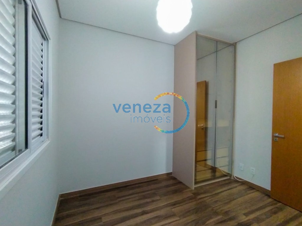 Casa Residencial para locação no bairro Industrial de Londrina com 96m<sup>2</sup> útil, 3 quartos, 1 vaga de garagem