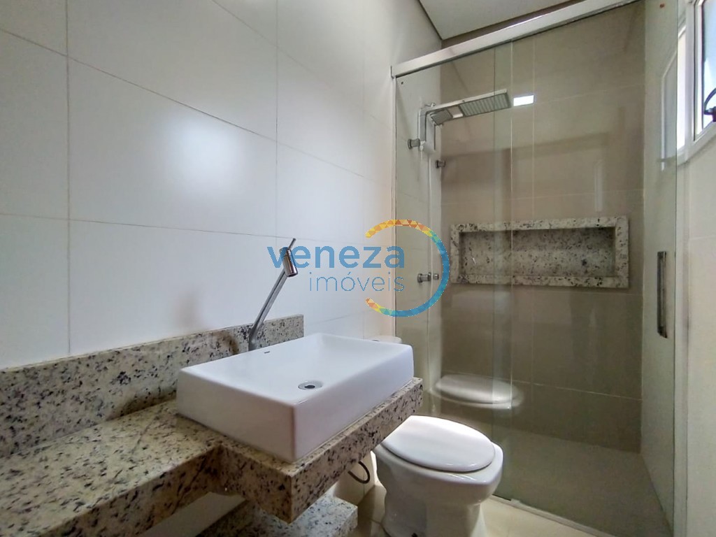 Casa Residencial para locação no bairro Industrial de Londrina com 96m<sup>2</sup> útil, 3 quartos, 1 vaga de garagem