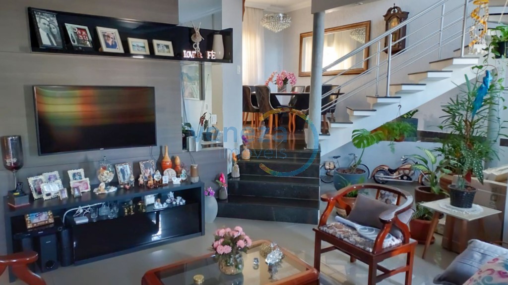 Casa Residencial para venda no San Remo em Londrina com 233m² por R$
                                                                                                                                                990.000,00                                                                                                                                        