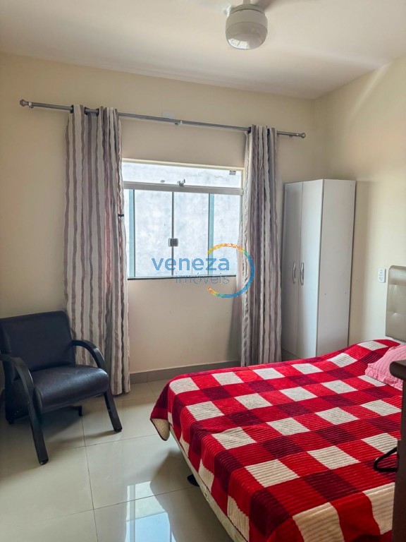 Casa Residencial para venda no bairro Columbia de Londrina - Foto 8