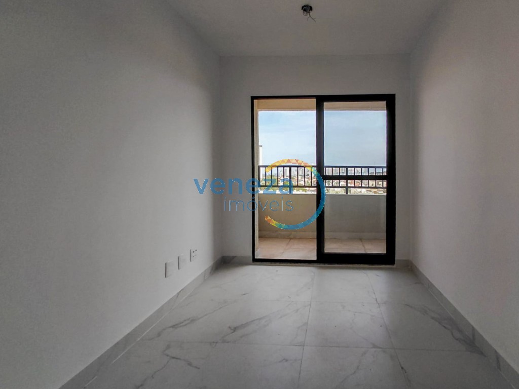 Apartamento para venda no Jamaica em Londrina com 85,47m² por R$ 390.000,00  - Foto 2