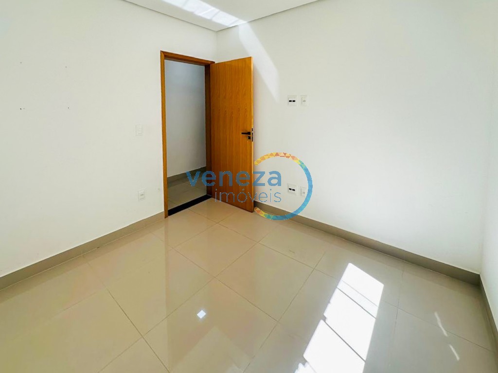Casa Residencial para venda no bairro Monte Carlo de Londrina - Foto 14
