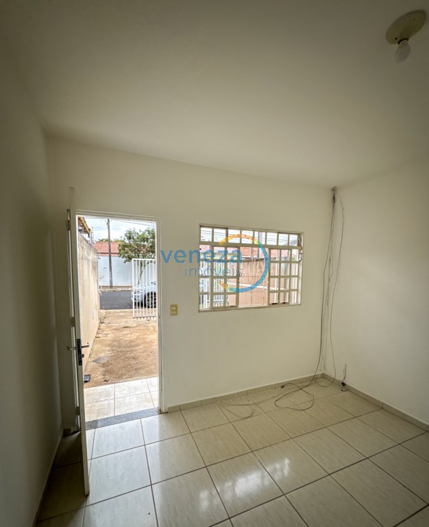 Casa Residencial para locação no bairro Jose Garcia Molina de Londrina - Foto 5
