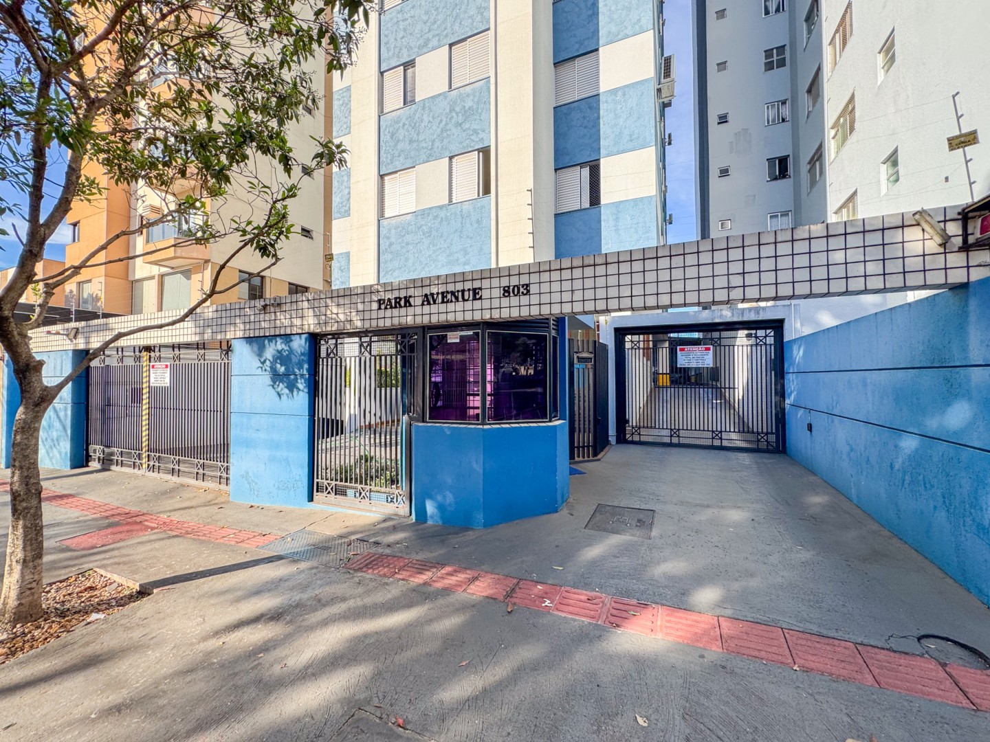 Apartamento para venda no Centro em Londrina com 79,08m² por R$ 250.000  - Foto 1