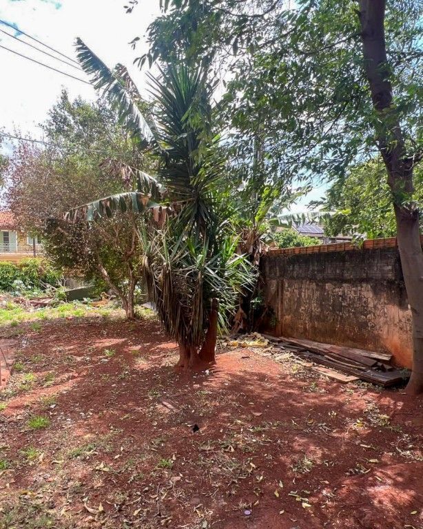 Terreno à venda no bairro Veraliz de Londrina com 352.26m<sup>2</sup> total