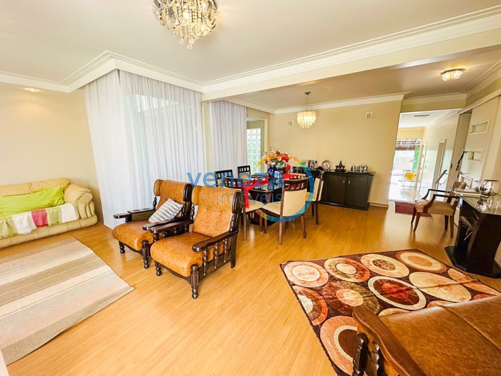 Casa Residencial para venda no bairro Aurora de Londrina - Foto 4