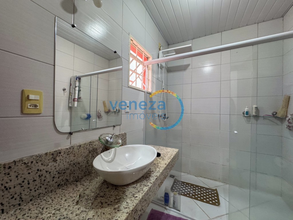 Casa Residencial para venda no bairro Milton Gavetti de Londrina - Foto 10