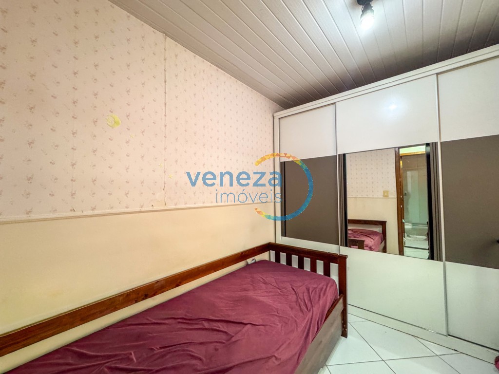 Casa Residencial para venda no bairro Milton Gavetti de Londrina - Foto 11