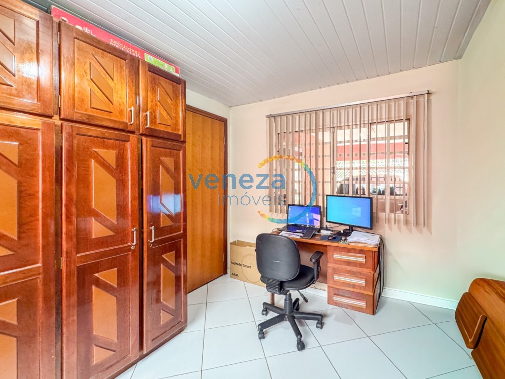 Casa Residencial para venda no bairro Milton Gavetti de Londrina - Foto 14