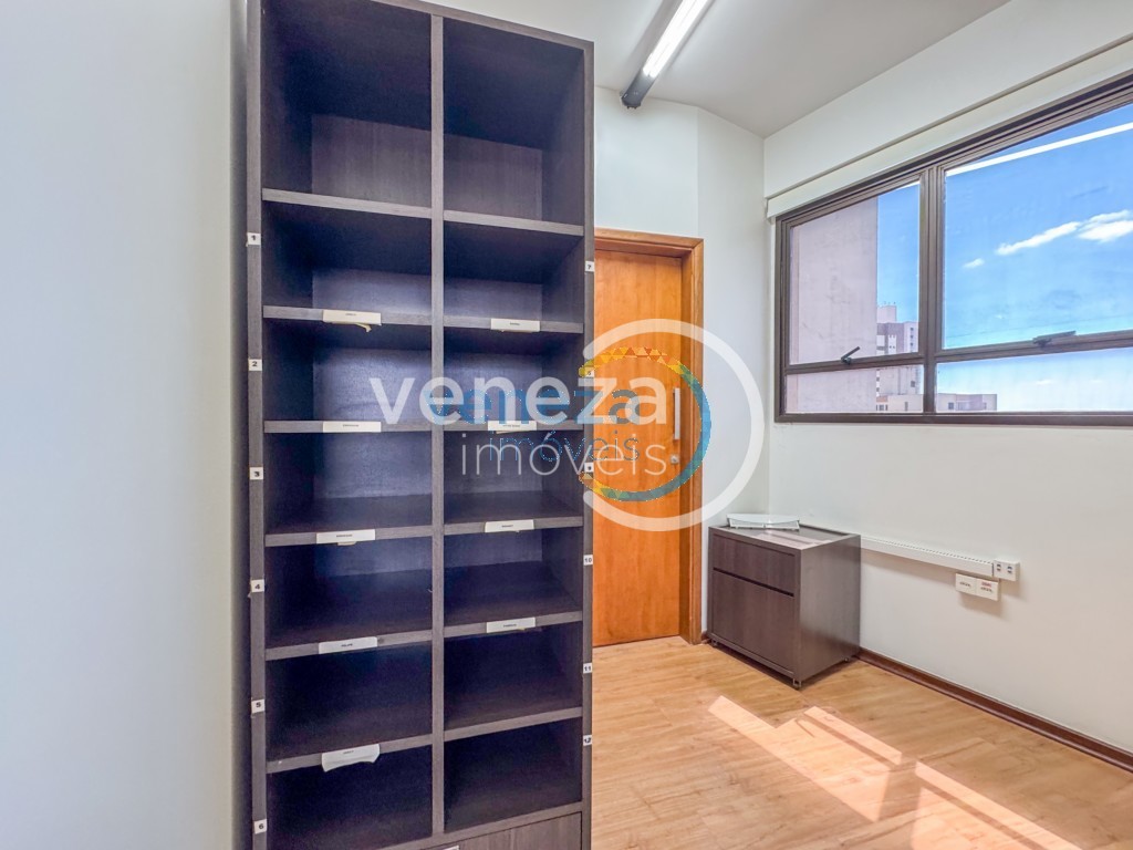 Sala para venda no bairro Centro de Londrina - Foto 18