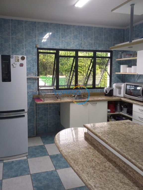 Casa Residencial para venda no bairro Vale das Araucarias de Londrina - Foto 22