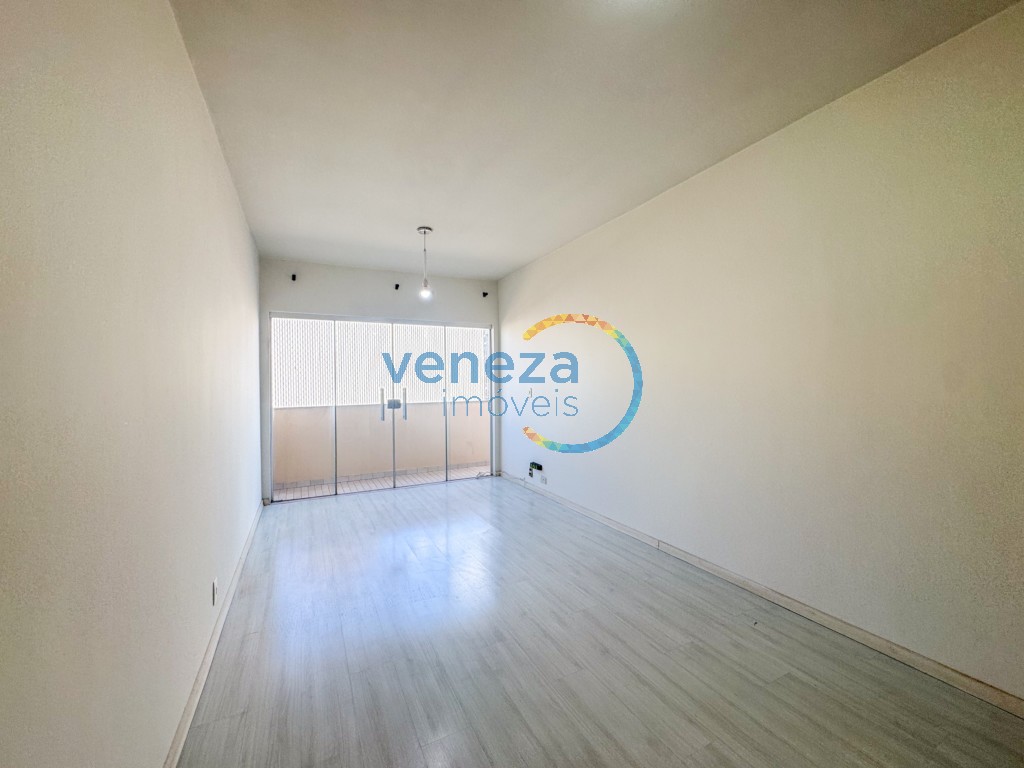 Apartamento para venda no Centro em Londrina com 96m² por R$ 275.000,00  - Foto 3