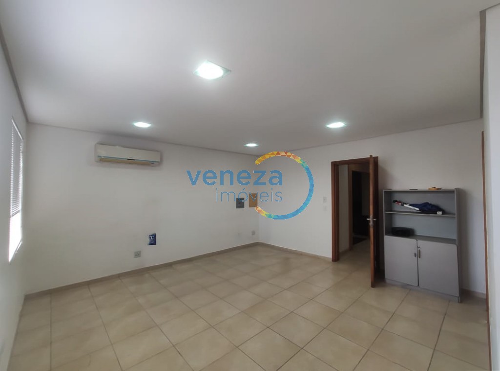 Apartamento para venda no Centro em Londrina com 51m² por R$ 200.000,00  - Foto 2
