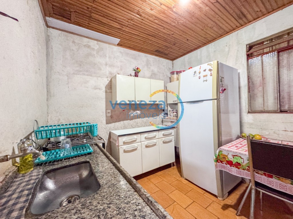 Casa Residencial para venda no bairro Bancarios de Londrina - Foto 14