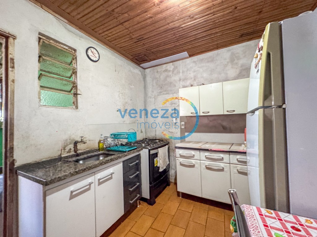 Casa Residencial para venda no bairro Bancarios de Londrina - Foto 15
