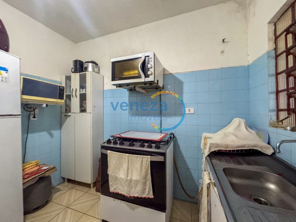 Casa Residencial para venda no bairro Bancarios de Londrina - Foto 21