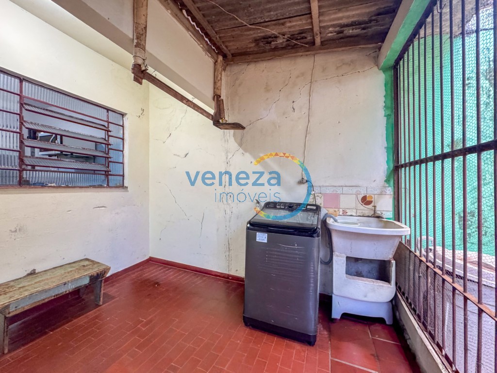 Casa Residencial para venda no bairro Bancarios de Londrina - Foto 26