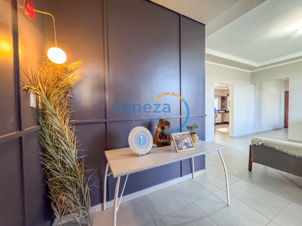 Casa à venda em Tatiani, Londrina — Portal Chave Fácil