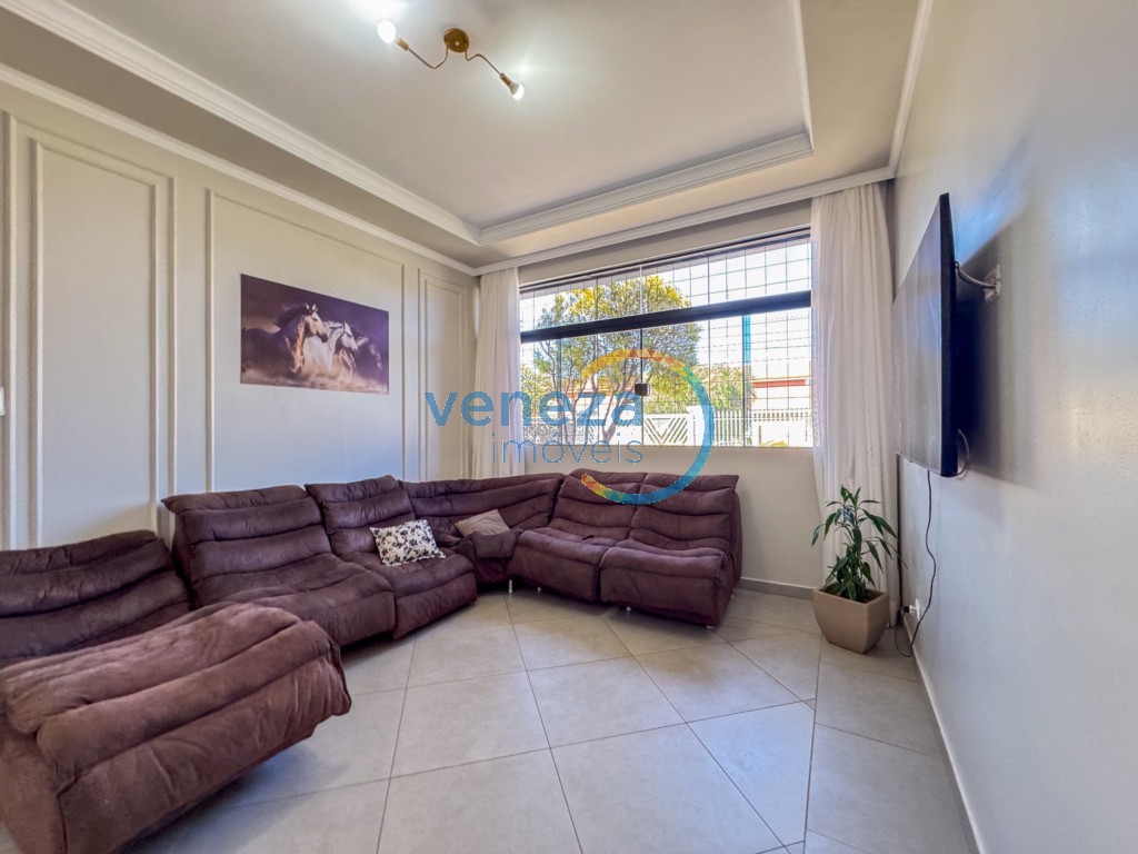 Casa Residencial para venda no bairro Tatiani de Londrina - Foto 7