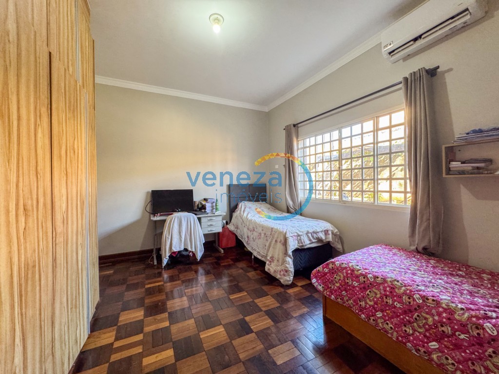 Casa Residencial para venda no bairro Tatiani de Londrina - Foto 17