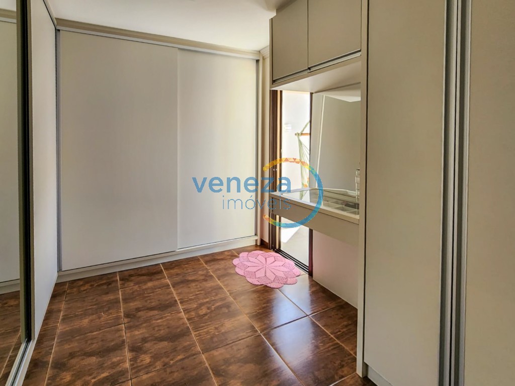 Casa Residencial para venda no bairro Parque Residencial Granville de Londrina - Foto 8