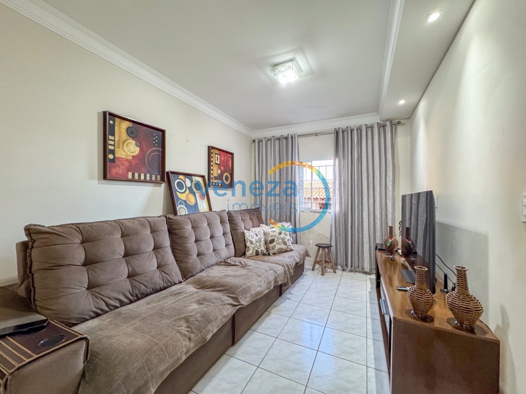 Casa Residencial para venda no bairro Santa Monica de Londrina - Foto 8