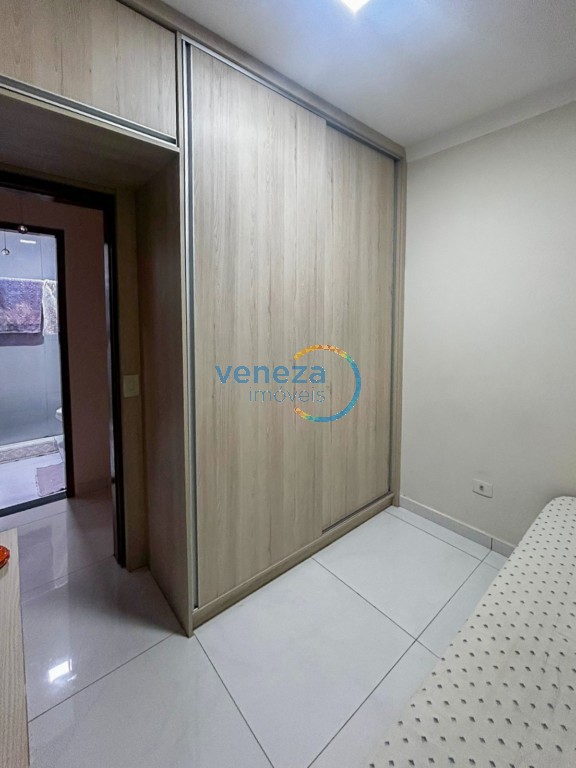Casa Residencial para venda no bairro Coliseu de Londrina - Foto 8