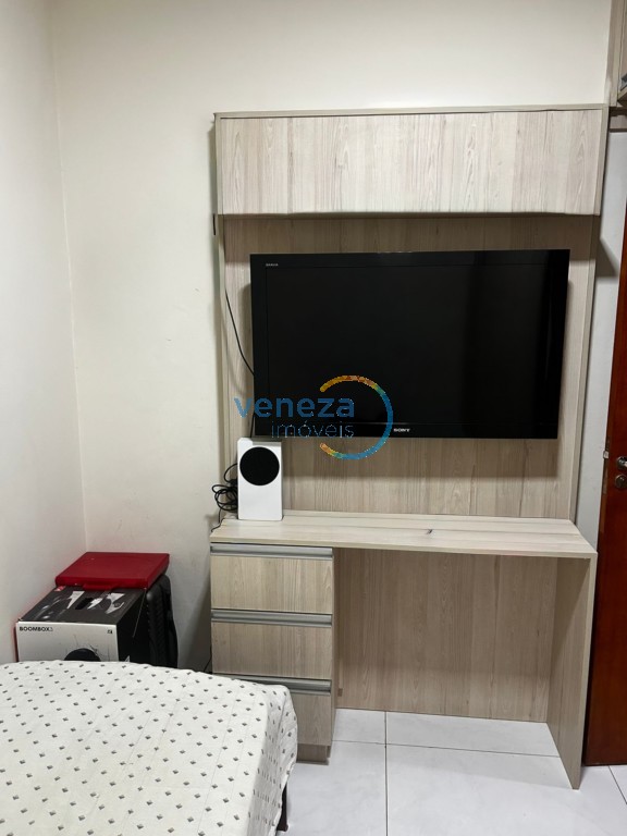 Casa Residencial para venda no bairro Coliseu de Londrina - Foto 10