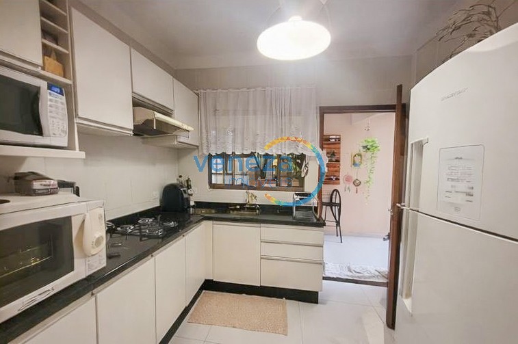 Casa Residencial para venda no bairro Coliseu de Londrina - Foto 12