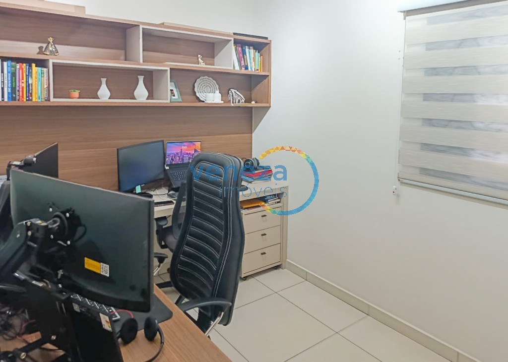 Casa Residencial para venda no bairro Chamonix de Londrina - Foto 11