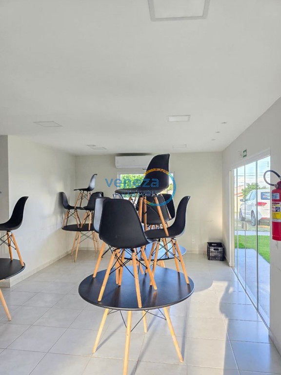Apartamento para venda no bairro Semiramis Barros Braga de Londrina - Foto 13