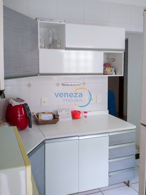 Casa Residencial para venda no bairro Monte Carlo de Londrina - Foto 12