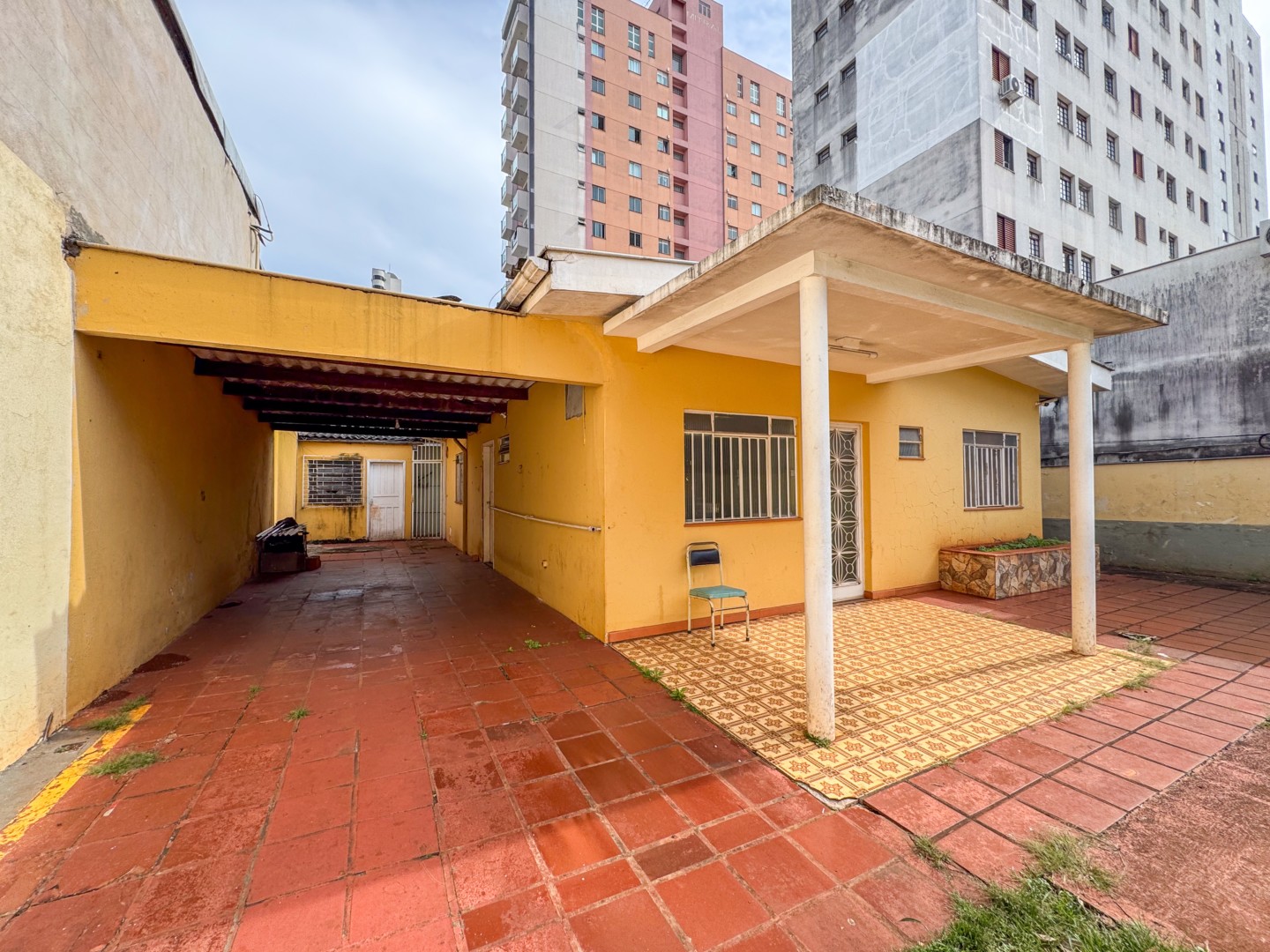 Terreno à venda em Centro, Londrina — Portal Chave Fácil