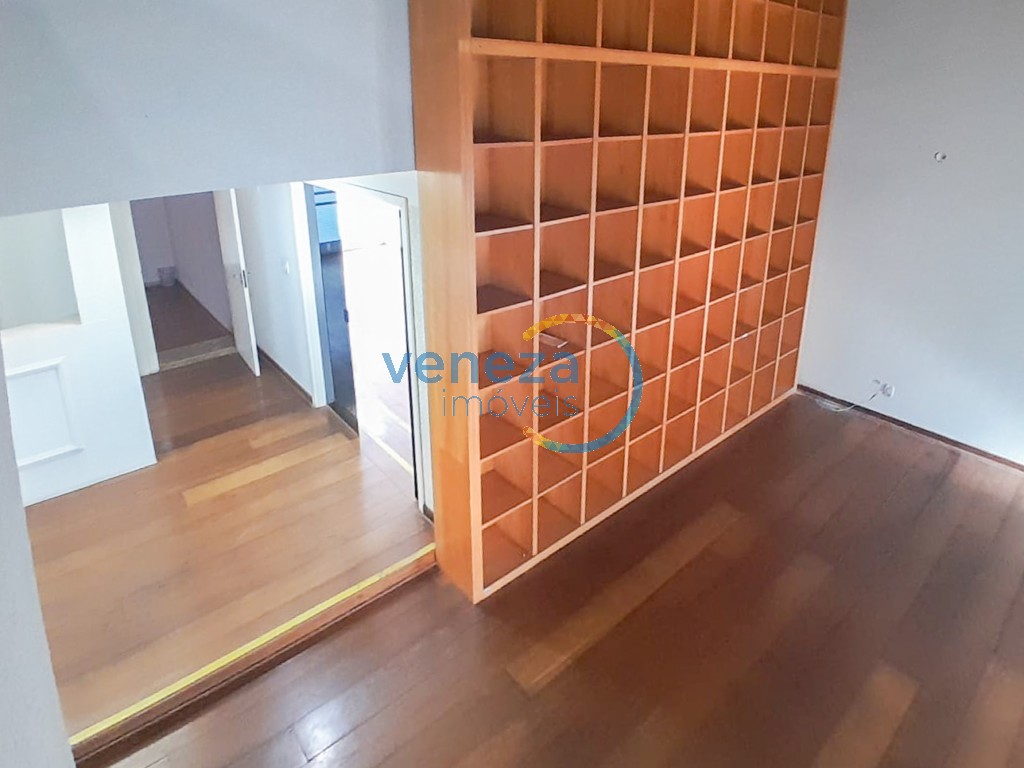 Casa Comercial para venda no bairro Centro de Londrina - Foto 6