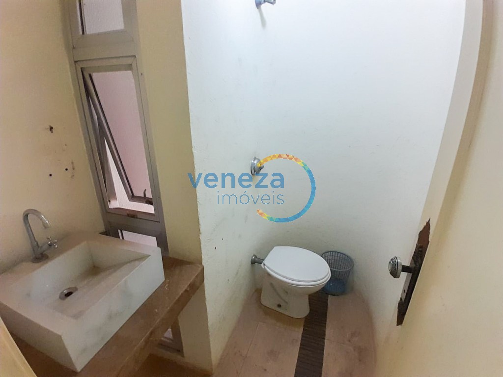 Casa Comercial para venda no bairro Centro de Londrina - Foto 11