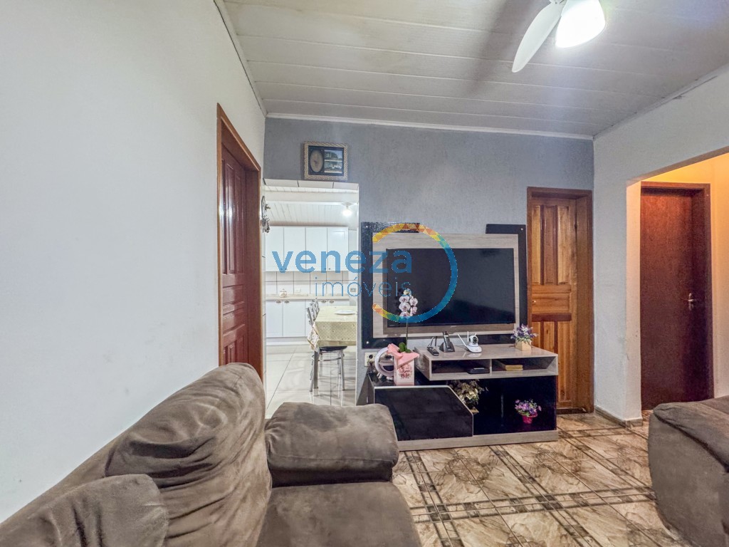 Casa à venda em Avelino A Vieira, Londrina — Portal Chave Fácil