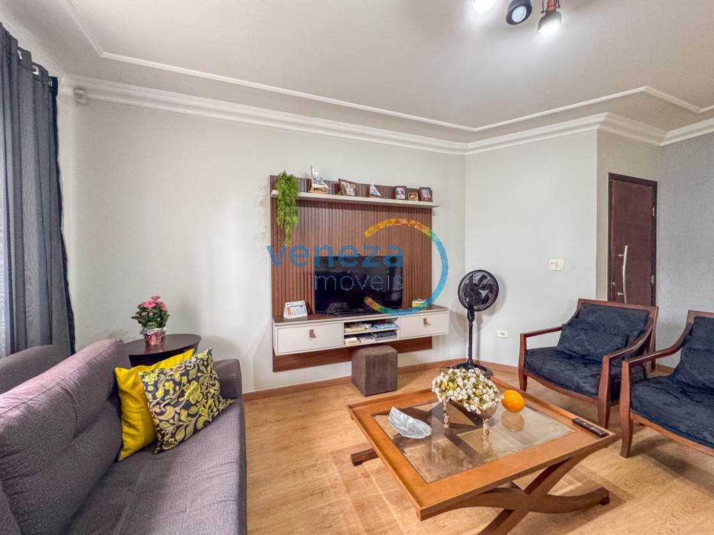 Casa Residencial para venda no bairro California de Londrina - Foto 4