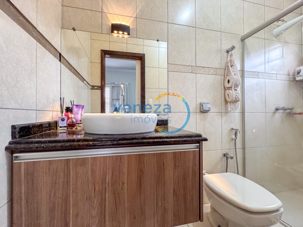 Casa Residencial para venda no bairro California de Londrina - Foto 17