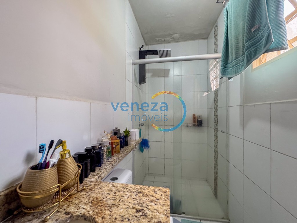 Casa Residencial para venda no bairro Jose B Almeida de Londrina - Foto 25