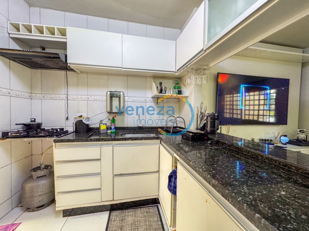 Casa Residencial para venda no bairro Jose B Almeida de Londrina - Foto 27