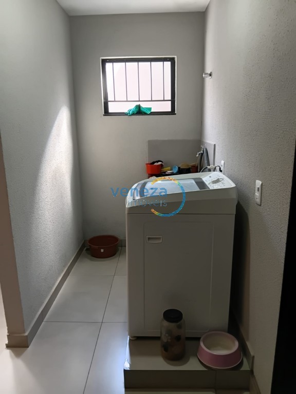 Casa Residencial para venda no bairro Bandeirantes de Londrina - Foto 14