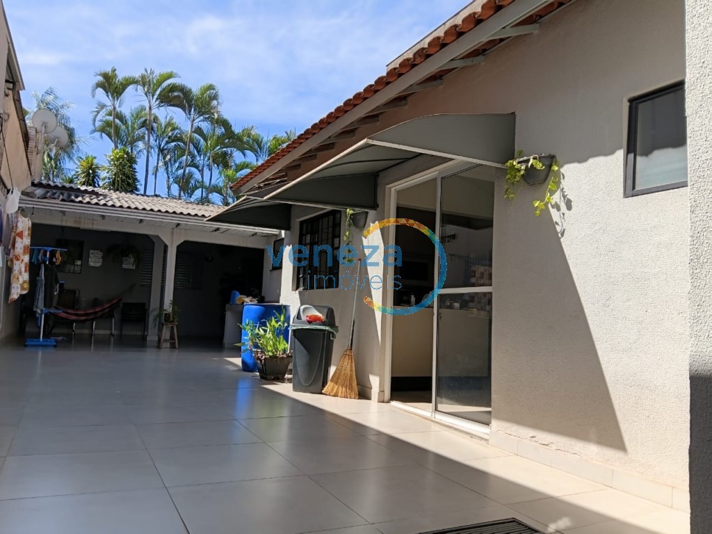 Casa Residencial para venda no bairro Bandeirantes de Londrina - Foto 15