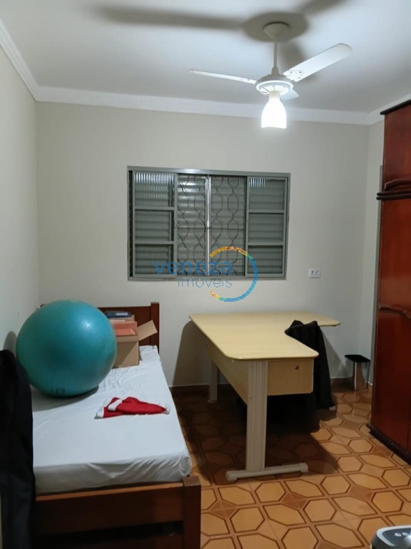 Casa Residencial para venda no bairro Bandeirantes de Londrina - Foto 19