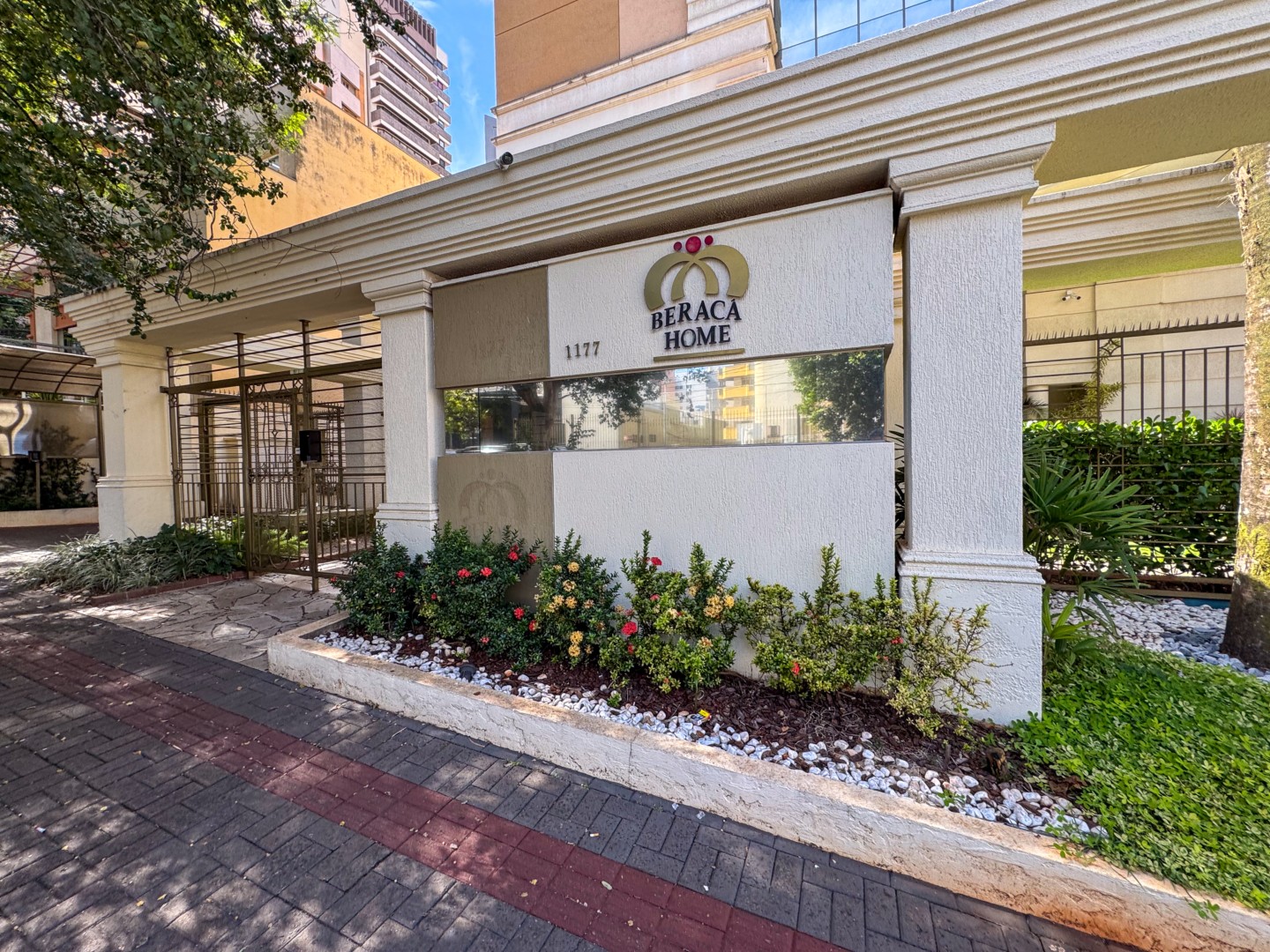 Apartamento para locacao no Centro em Londrina com 65,68m² por R$ 1.470,00  - Foto 1